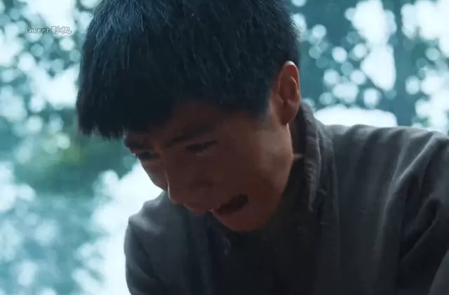 《生万物》剧中傻挑怀孕情节引发观众对筐子角色动机的集中关注 _ 现场图