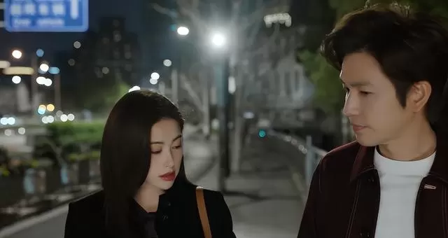 钟汉良朱珠海陆主演《蜜语纪》开播引观众对中年演员角色适配度讨论 _ 细节速览