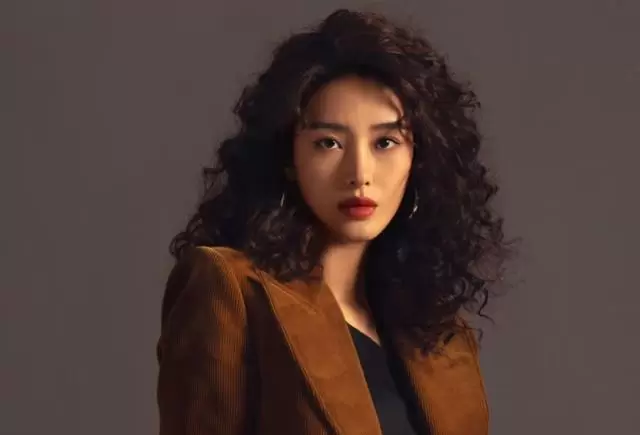 周媚跳楼成植物人事件引爆观众对闺蜜信任边界的讨论 _ 相关图片