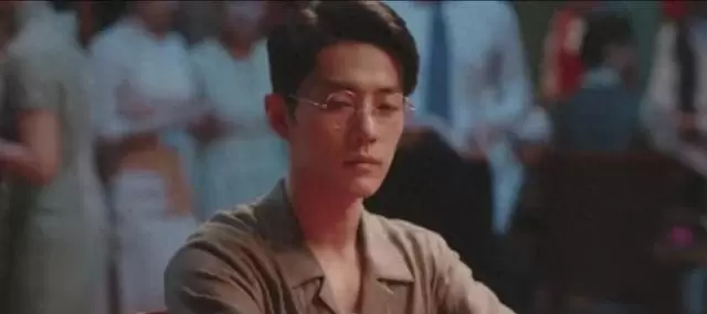 《千里江山图》正式杀青 张若昀饰陈千里执行三重地下任务 _ 现场图